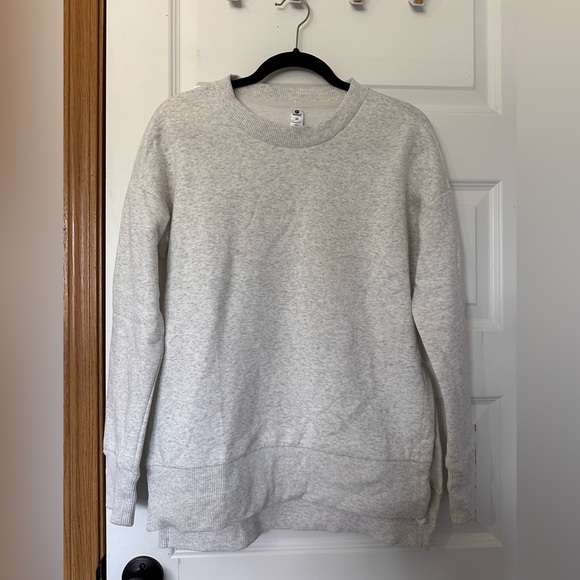 90 Degree By Reflex Jackets & Blazers - 90 Degrees Light Gray Crew Neck Sweater Size M